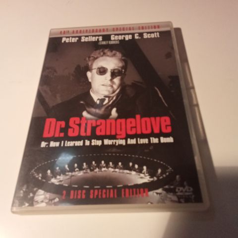 Dr Strangelove.       Norsk tekst