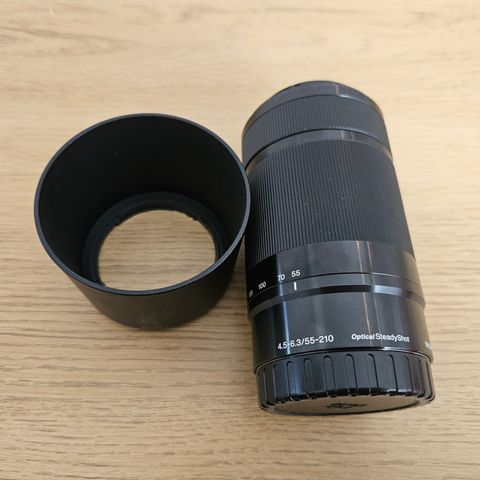 Sony 55–210 mm F4.5–6.3 OSS
