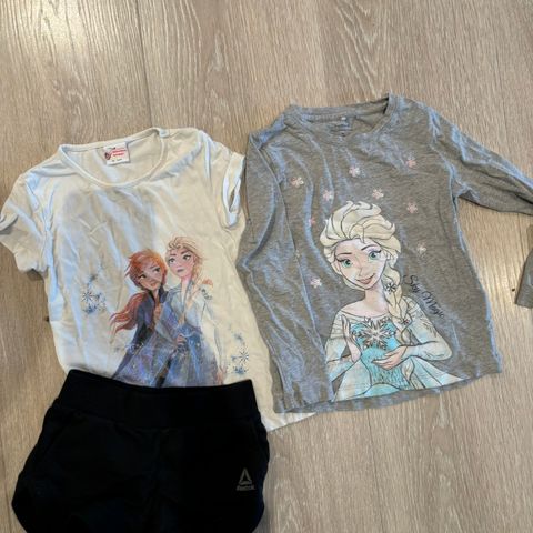 Elsa pakke med tskjorte, genser og shorts