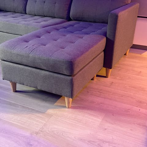 fin sofa
