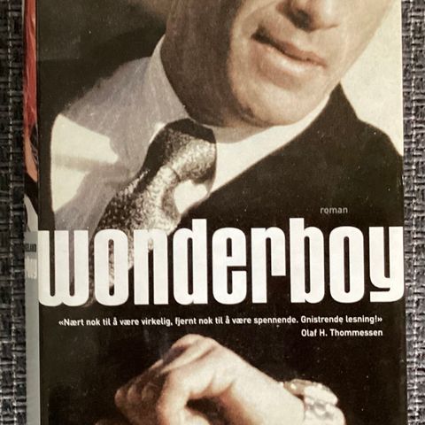 HENRIK LANGELAND -1 meget fin bok «WONDERBOY» 2004, 482 s. 555 gr.