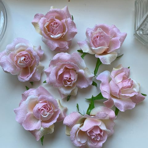 7 stk Dekor roser, rosa, samlet 40kr