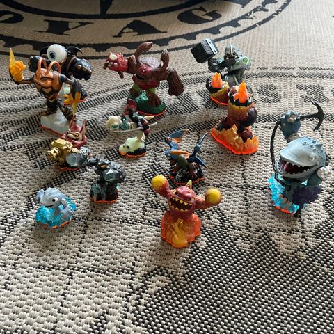 Skylanders Portal of Power m/spill og figurer til PS3 (Pakkepris)