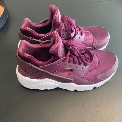 Nike huarache sko str 38,5