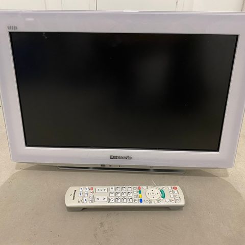 Lite, hvit og pent brukt Panasonic TV 19 ´´ selges.