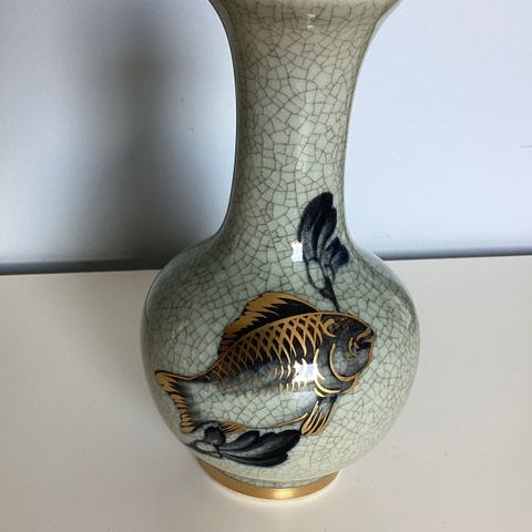Royal Copenhagen - liten vase - krakelert porselen.