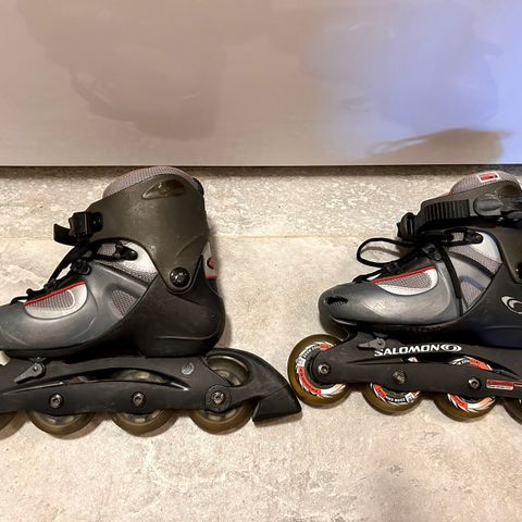 Rollerblades, se str på bildet som ny