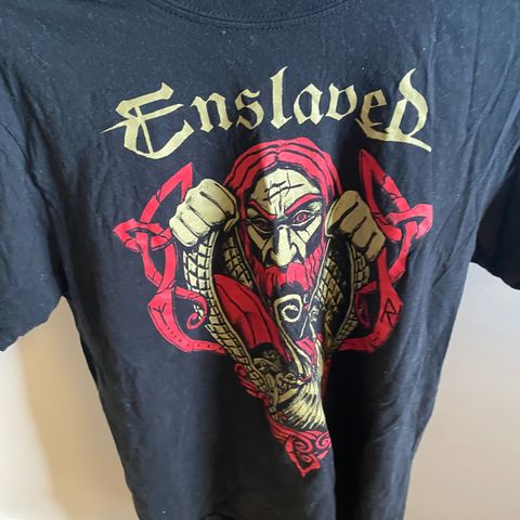 Enslaved t skjorte