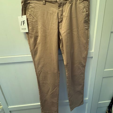 Selected Femme Chinos str 44