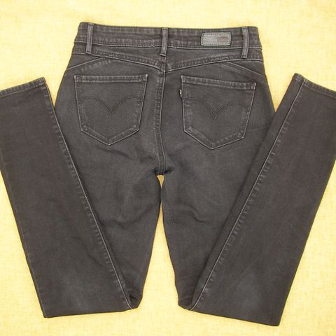 Levis Revel Demi Curve Skinny svarte jeans str W26 L32 (målt L30)