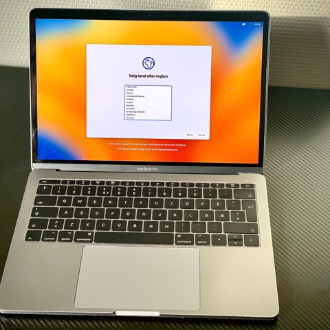 MacBook Pro 13 256GB