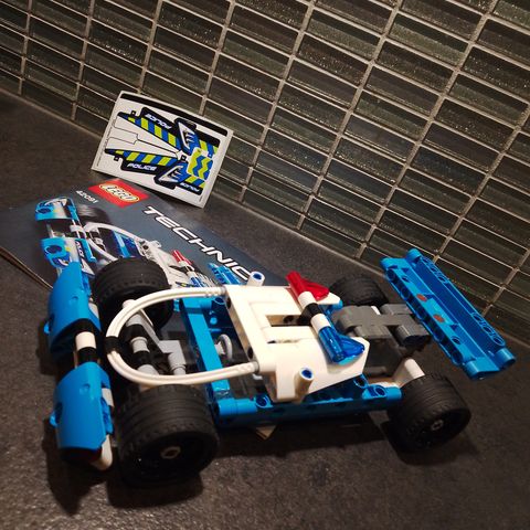 Lego Technic 42091 Politiracer