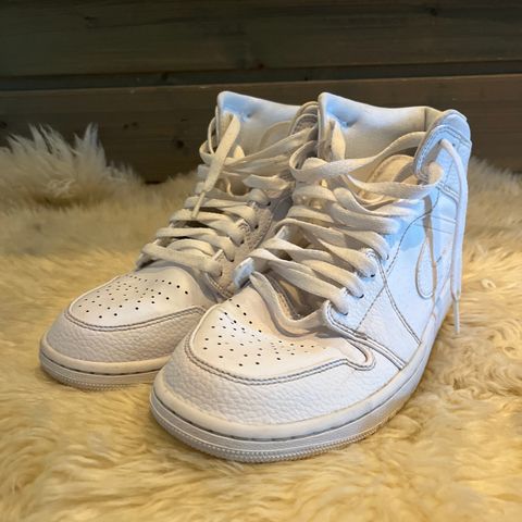 Air Jordans 1 White