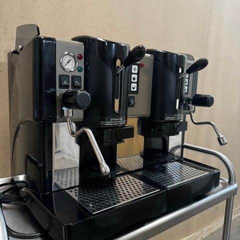 kaffemaskin - espressomaskin - kapsler