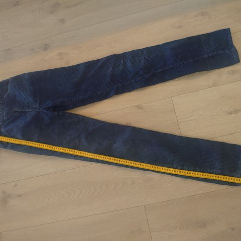 Retro Levis i blå kordfløyel