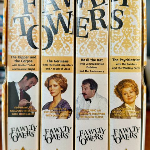 The Complete Fawlty Towers VHS 🔥forseglet!!