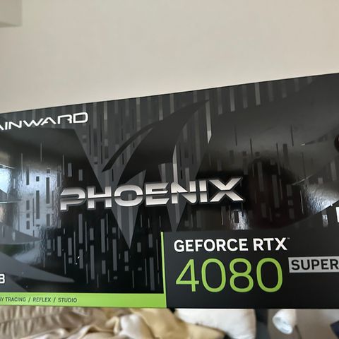 Nytt uåpnet Gainward GeForce RTX 4080 SUPER Phoenix