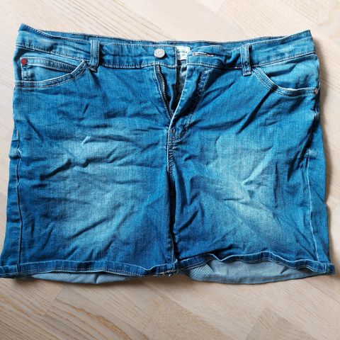 Denimshorts str 42