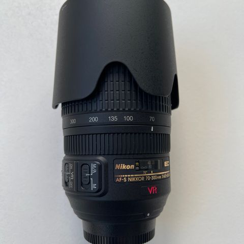 Nikon AF-S Nikkor 70-300mm 4,5-5,6G ED VR objektiv