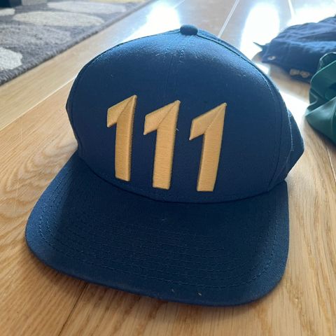 Fallout 4 Snapback caps