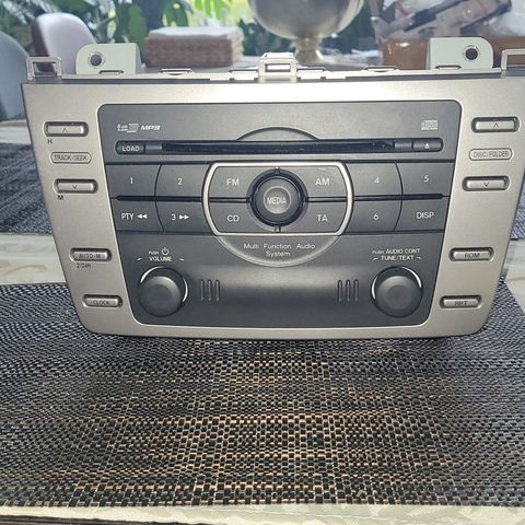Mazda 6 bil radio