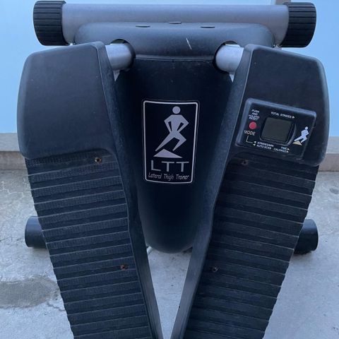 Lateral Thigh Trainer