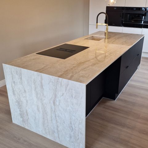 Dekton, Silestone, Technistone, Radianz, Avant, Granite