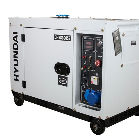 HYUNDAI DHY8600SE-3 Strømaggregat 6300W - Elektrisk start - Diesel - 3-fas 230V