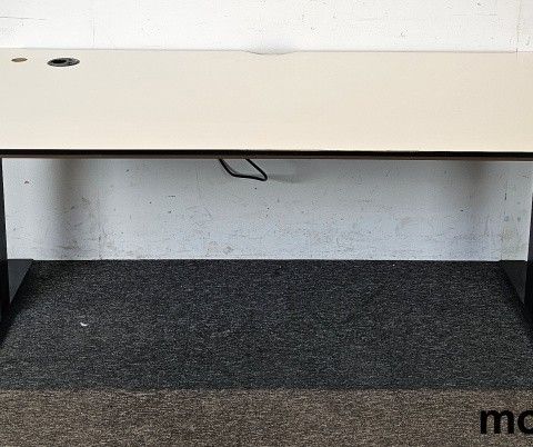 16 stk Skrivebord med elektrisk hevsenk i hvit / sort fra Svenheim, 160x80cm, pe