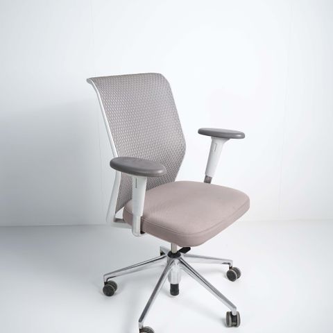 Vitra ID Mesh