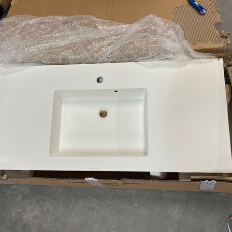 Matt white sink 121*54,2*2 cm