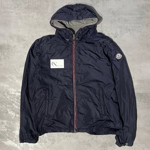 Moncler Urville Jakke (strl 4)