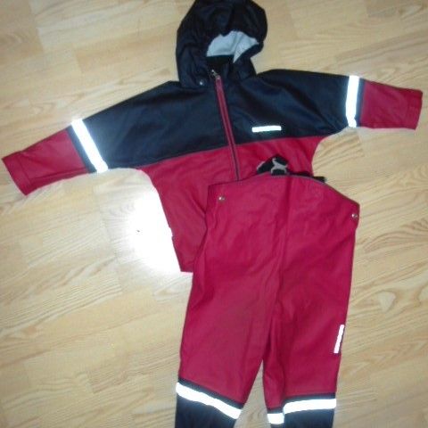 @ str. 98 Jente Regntøy Fleece Alværsjakke Utebukse ULL Badetøy Kjole Sko