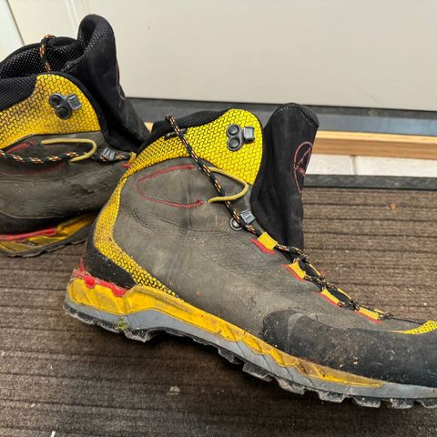 La Sportiva Trango str 42,5