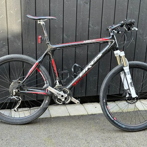 Bros Magic XT 26» | Carbon | 20» ramme