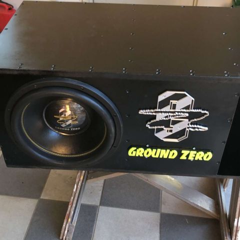 ground Zero GZNW 38SPL-D2 med kasse