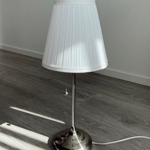 IKEA bordlampe