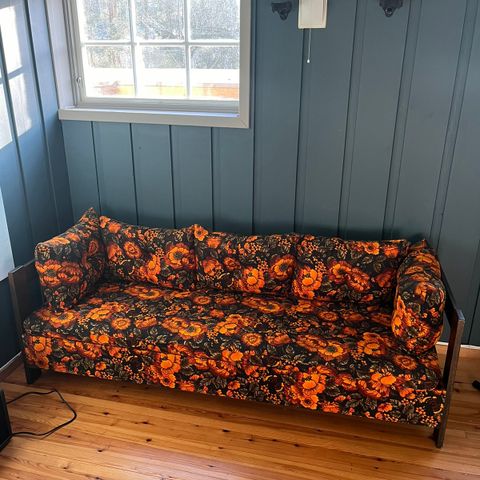 Retro sofa