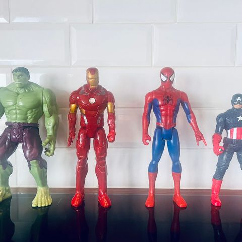 marvel figurer spiderman hulk ironman captain america