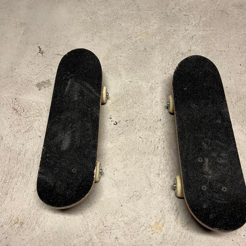 Mini skateboards