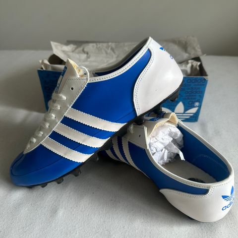 Fotbalsko Adidas - vintage