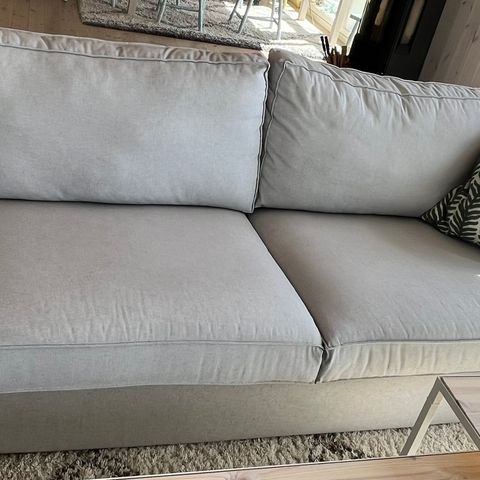 KIVIK sofa, 3-seter,  fra IKEA. Lite brukt (på hytta) Som ny!