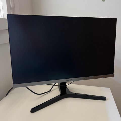 Samsung LS24R350FHUXEN 24" skjerm / gamingskjerm