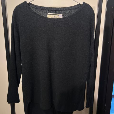 By Malene Birger cashmere genser