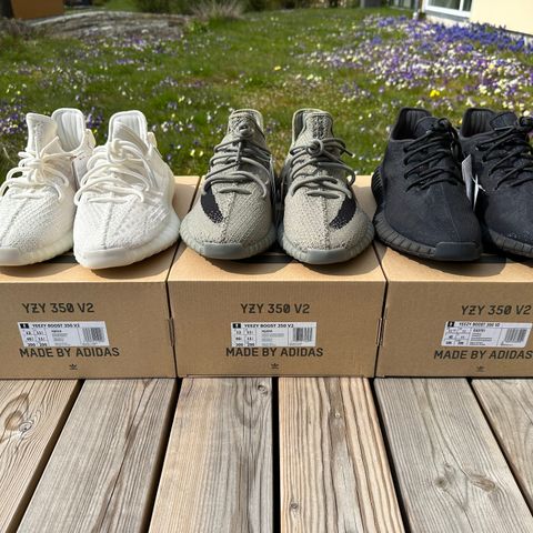 Tre par Yeezy Boost 350 V2 (str 46 og 46 2/3)