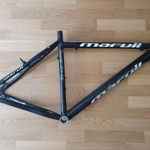 Marvil Carbon Team 3 designed in Norway