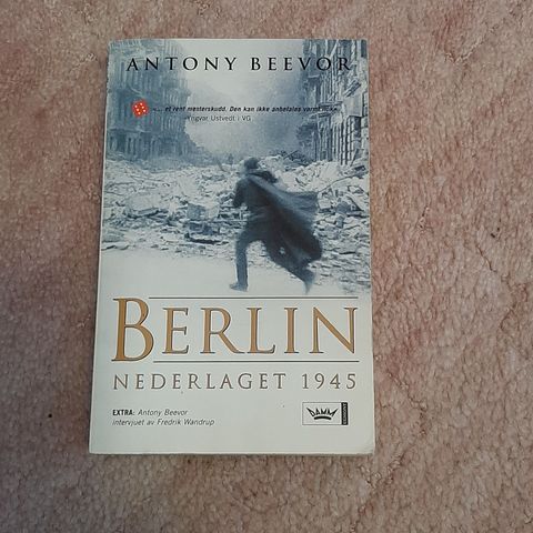 Berlin nederlaget 1945, Anthony Beevor