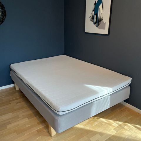 IKEA seng med super overmadrass 140 cm