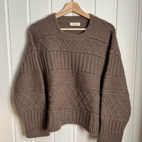 INGRID SWEATER /genser fra PetiteKnit i str xs/s Hjemmestrikket