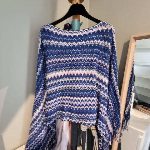 Svært pen Missoni poncho